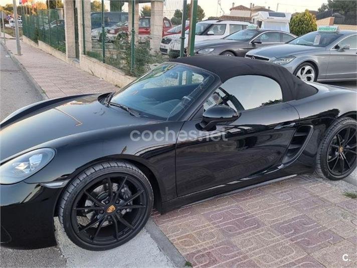 PORSCHE 718 Boxster