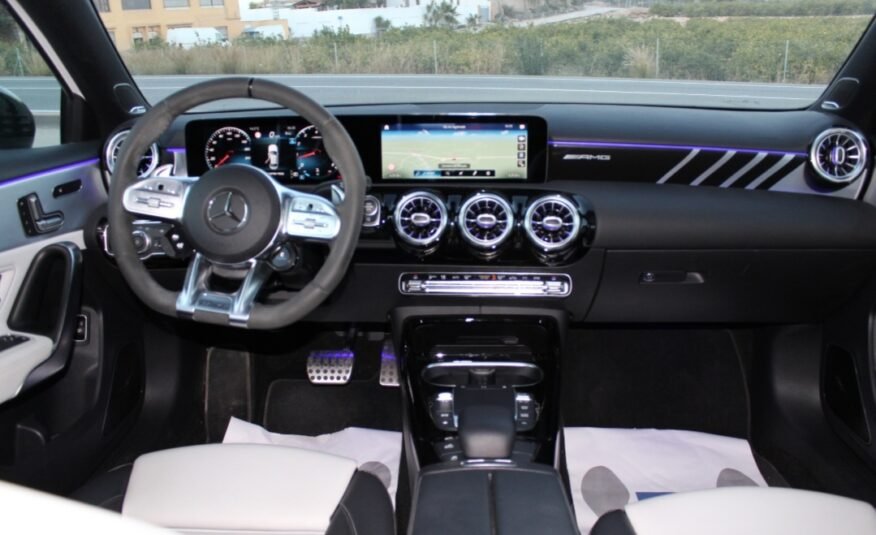 Mercedes-Benz A35 AMG A35 AMG