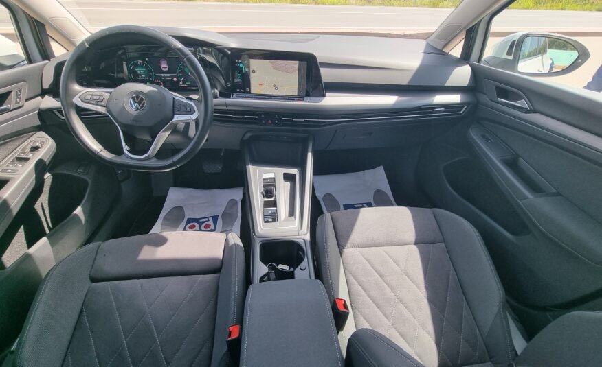 VOLKSWAGEN Golf 8 1.4 TSI Hibrid Enchufable Gasolina-Petrol