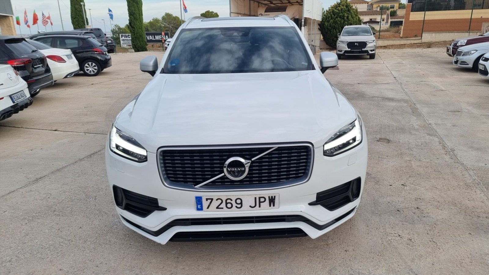 VOLVO XC90 R-Design 