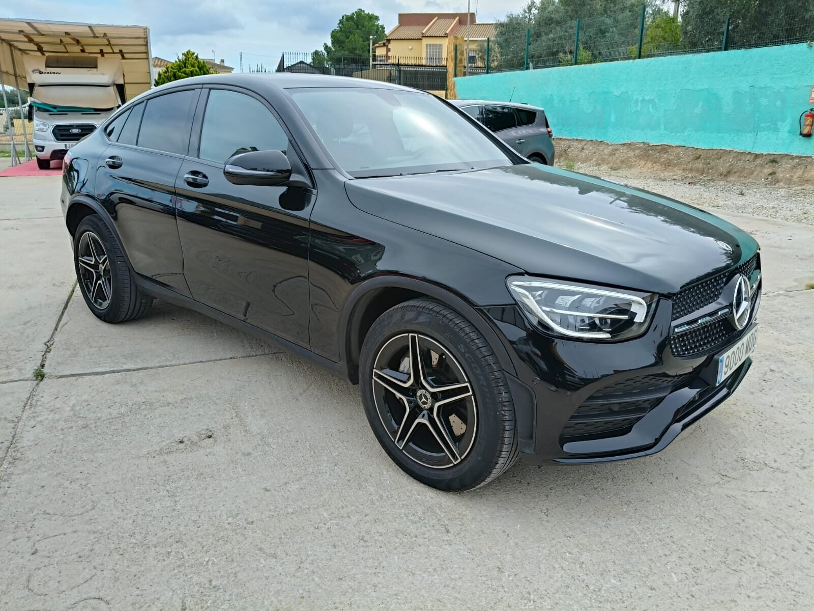 MERCEDES-BENZ GLC 200 Hybrid AMG