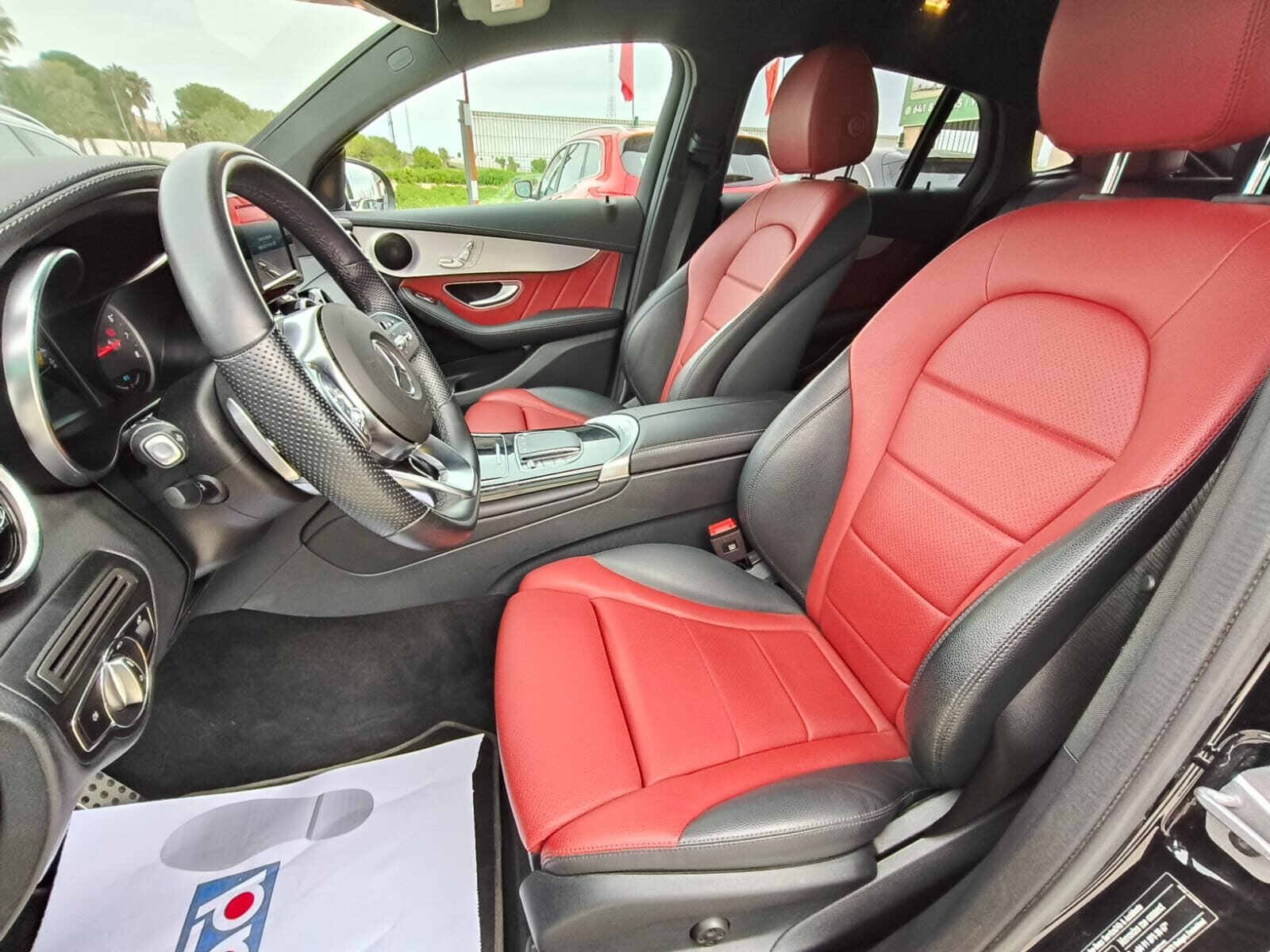 MERCEDES-BENZ GLC 200 Hybrid AMG