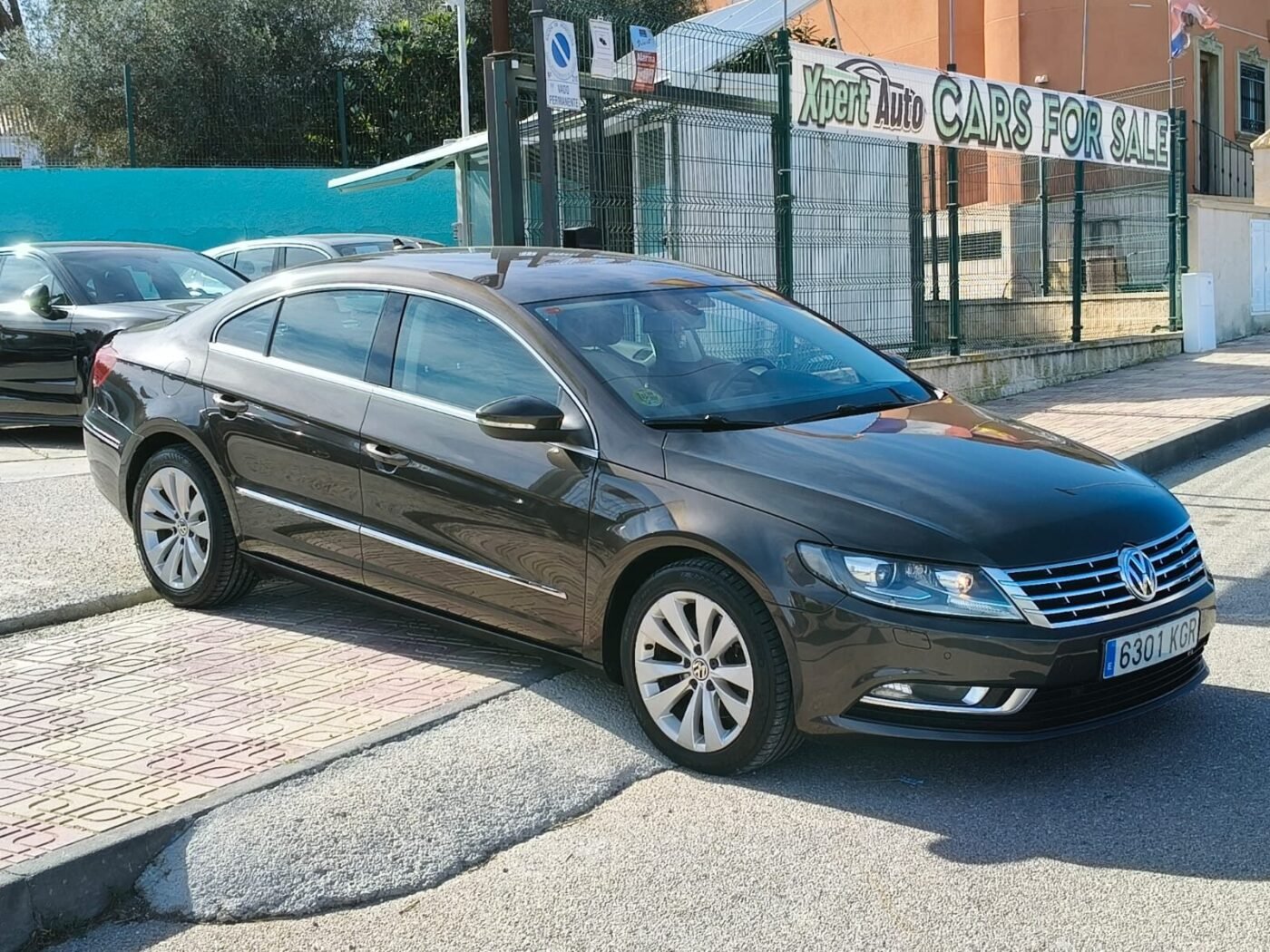 VOLKSWAGEN Passat 2.0 CC 