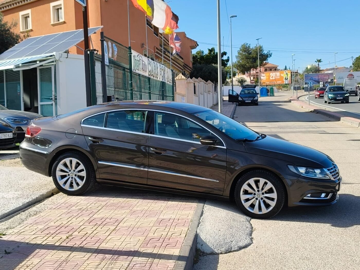 VOLKSWAGEN Passat 2.0 CC 