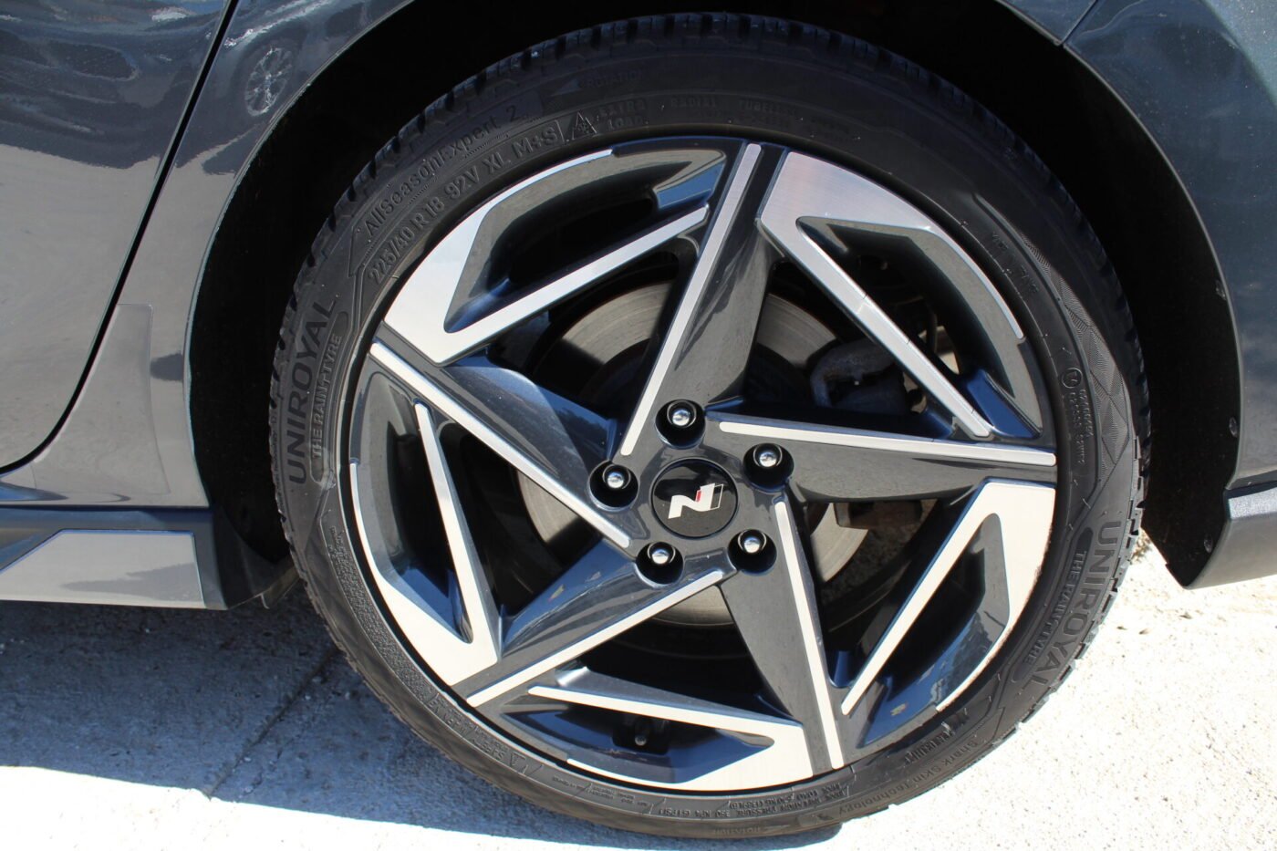 HYUNDAI 1.5 Gasolina-Petrol Mild-hybrid 