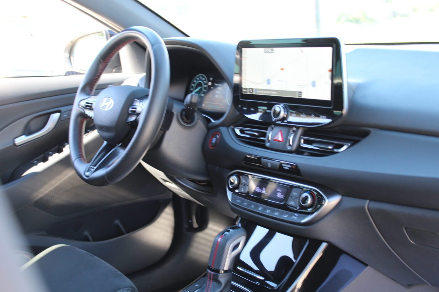 HYUNDAI 1.5 Gasolina-Petrol Mild-hybrid 